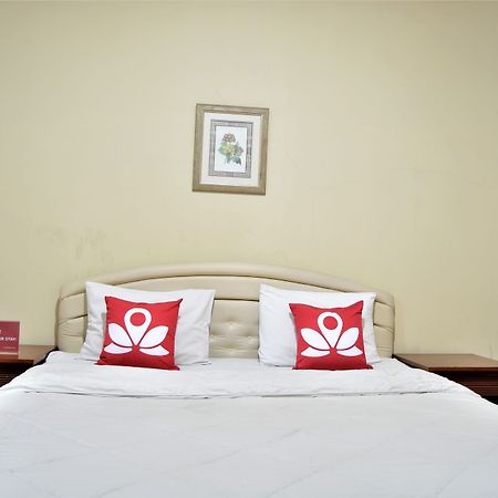 Zen Rooms Basic Cipanas Km.78 エクステリア 写真